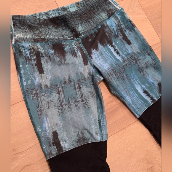 Alo Goddess Ribbed 💙🖤 - Picture 3 of 9